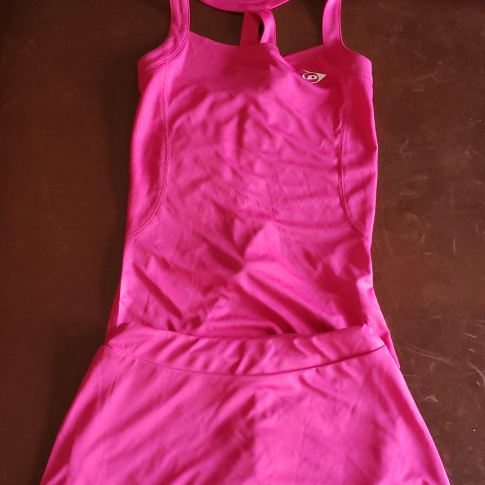 *New  running skirt and top